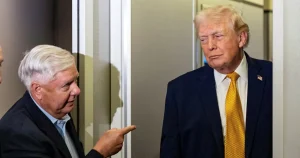 Experten: Trump tappar en lojal anhängare