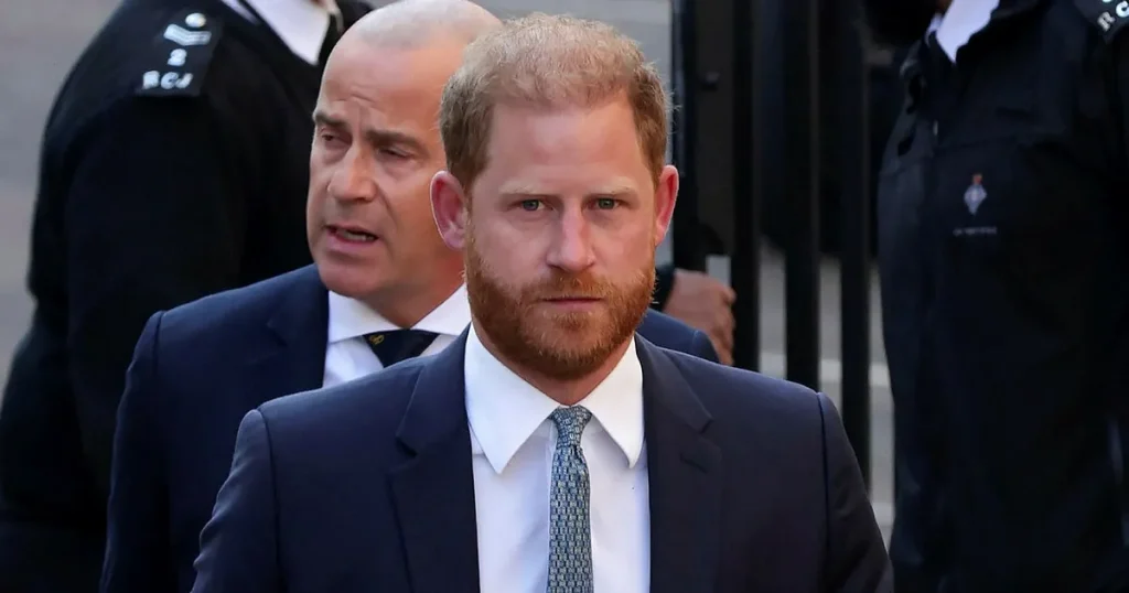 Harrys inbjudan till Buckingham Palace dras tillbaka