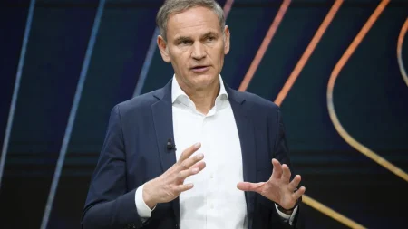 VW-chefen säger att det finns smartare sätt än att stänga fabriker