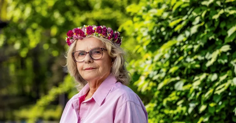 Valerie Kyeyune Backström: Den enastående Marie Göranzon rasar mot hr, Busch och elsparkcyklar