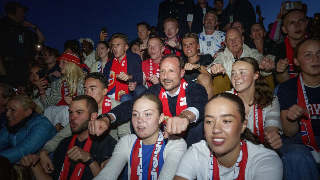 Norges kronprins Haakon ska närvara vid VM-kvartsfinal mot England i Miami