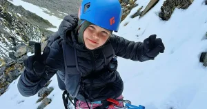 Milly, 8 år, klarade tuffa toppturen: ”Ont i kroppen efteråt”