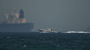 Adnoc erbjuder oljeleveranser utanför Hormuzsundet för att minska fraktrisk