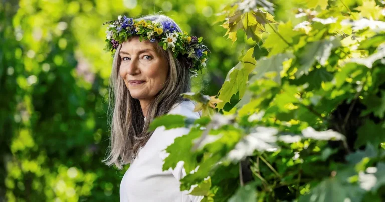 Kristofer Ahlström: Sarah Sheppard beskriver jordens undergång som en stel firmafest