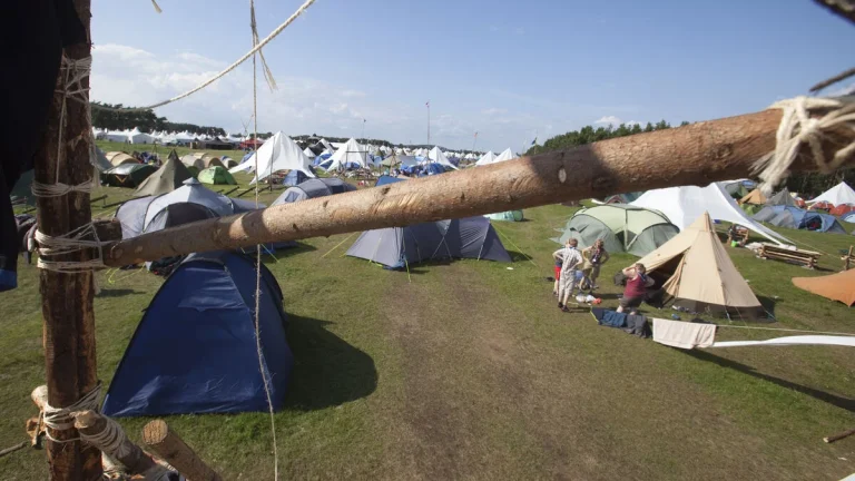 Omkring 10 scouter misstänks ha blivit hemligt fotograferade på Jamboree-läger i Sverige