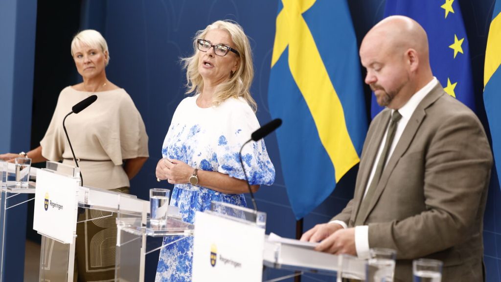 Svensk regering ska se över CSN-regler, inklusive högre inkomsttak för studenter
