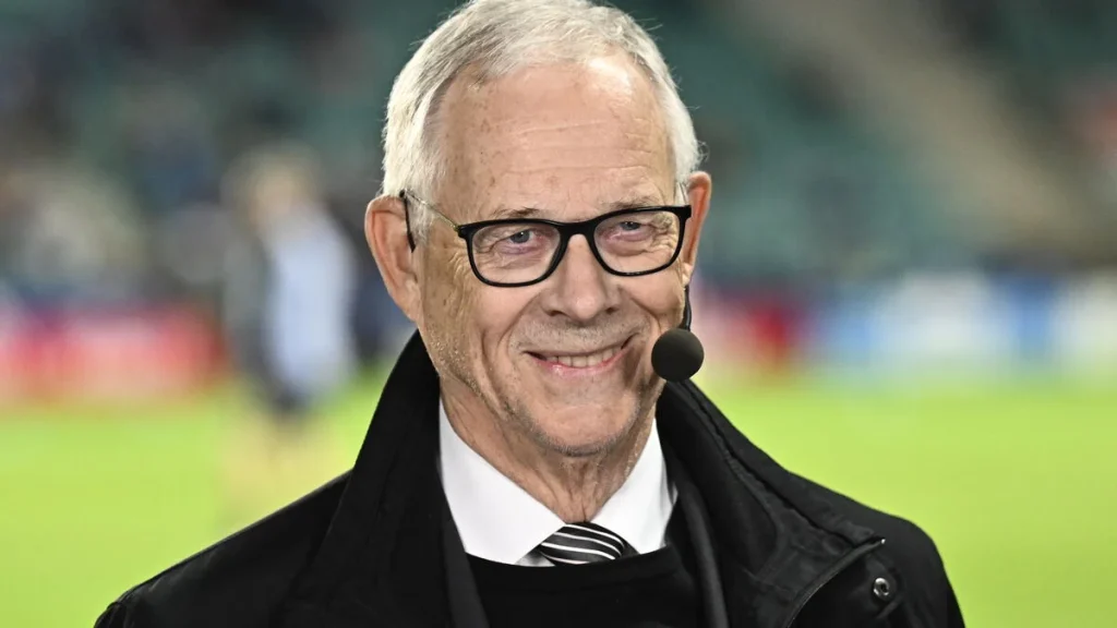 Lars Lagerbäck hjälper Gif Sundsvall när Per Joar Hansen tar över som tränare