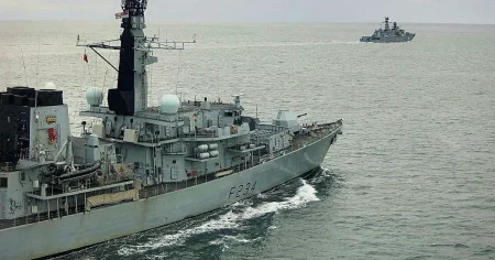 Ryskt krigsfartyg sköt skarpt vid övning utanför Storbritannien