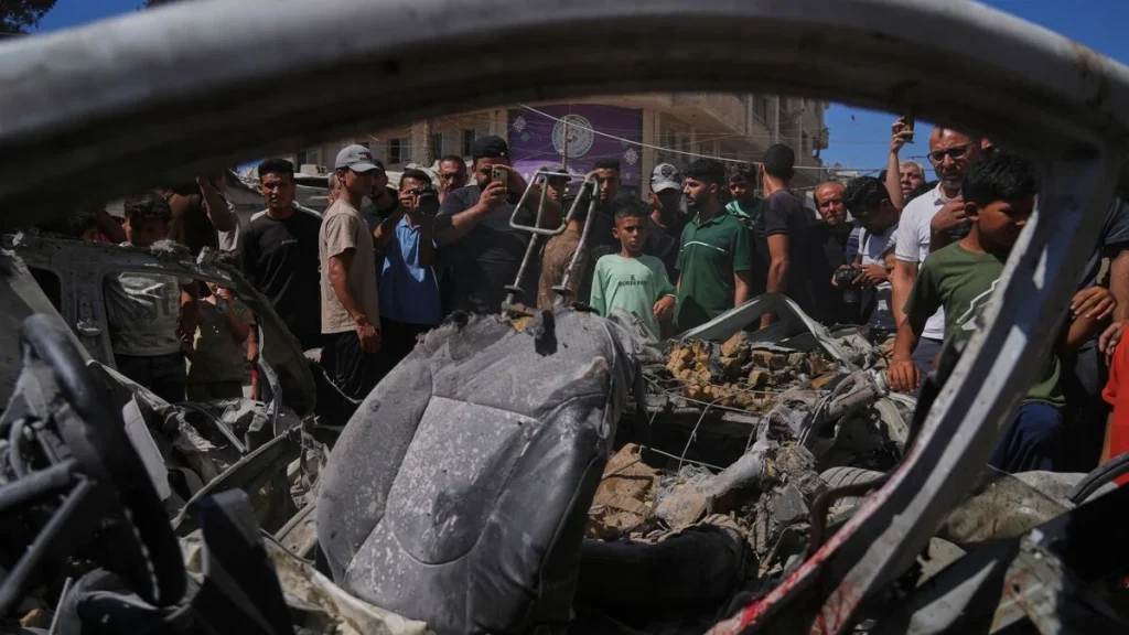 Fem dödade i israeliska attacker i Gaza trots vapenvila, säger Hamas-styrda civilförsvaret