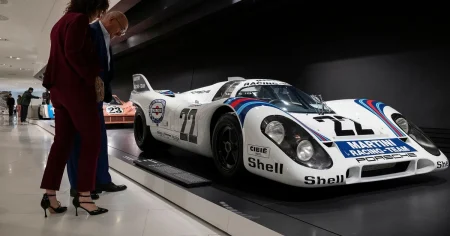 Porschen är tyskarnas tröst när ekonomin går på tomgång