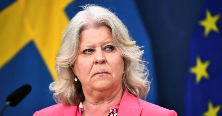 Regeringen: Register ska stoppa olämpliga familjehem