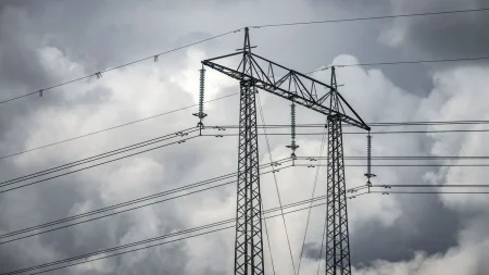 Konkurrensverket varnar för omotiverat höga elnätsavgifter