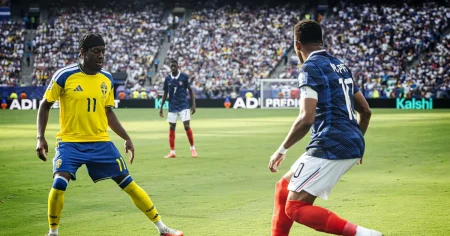 Elanga bytte tröja med Mbappé: ”Har en connection”