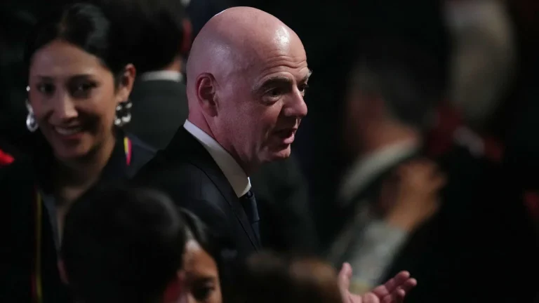 FIFA försvarar Infantino mitt i rapporter som organisationen kallar ogrundade anklagelser