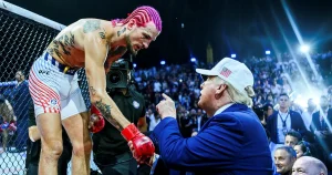 Oavbrutet intressant om hur den extrema kampsporten hamnade i Trumps ringhörna