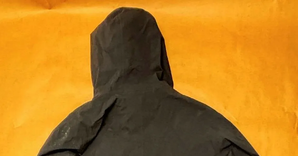 Beviset som fällde 19-åringen för bombdådet – en slängd jacka