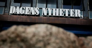 Lågmält rasande bok om Dagens Nyheters roll som ”agendasättare”