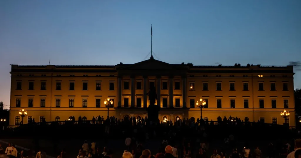 Norrmännen väntar på besked om kung Haralds hälsa