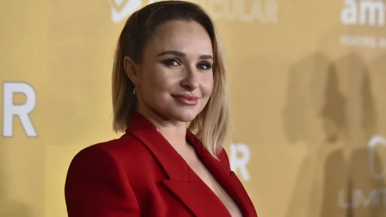Brorsan: Hayden Panettiere fick Narcan efter att ha hittats medvetslös