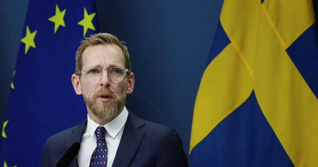 Forssmed om nätjättarna: ”Förändra er i grunden eller försvinn”