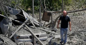 Libanon: Fredsförhandlingar trots Israels attacker