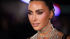 Kim Kardashians herrgård i Los Angeles inbrottsdrabbad, misstänkt påstås ha tagit anställds bil för en biltur