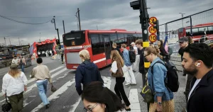 Jättebygget tre år försenat – fortsatt oklart när bussterminalen öppnar