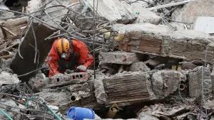 Dödssiffran i jordbävningen i Colombia stiger till 265 – omkring 500 fortfarande saknade