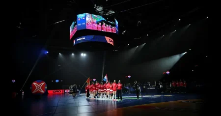 Därför åker jumbotronen i Scandinavium ner under volleyboll-EM