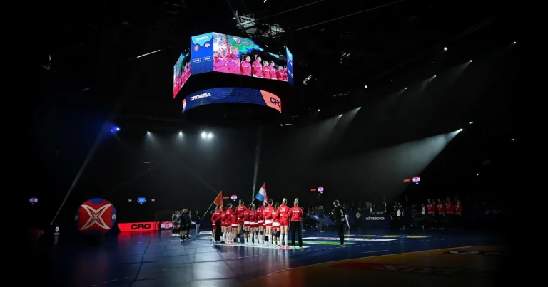 Därför åker jumbotronen i Scandinavium ner under volleyboll-EM