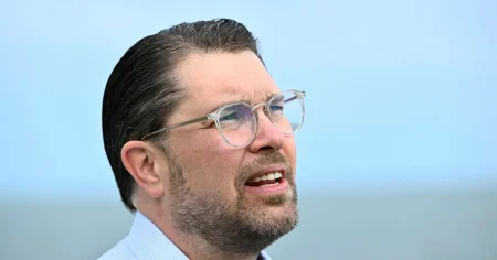 Viktor Karlsson: Kan svenskar tro på Allah och ha fel dna?