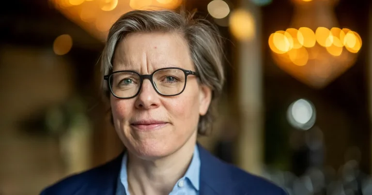 Susanne Nyström: Svaren på Lena Anderssons frågor är enkla att googla
