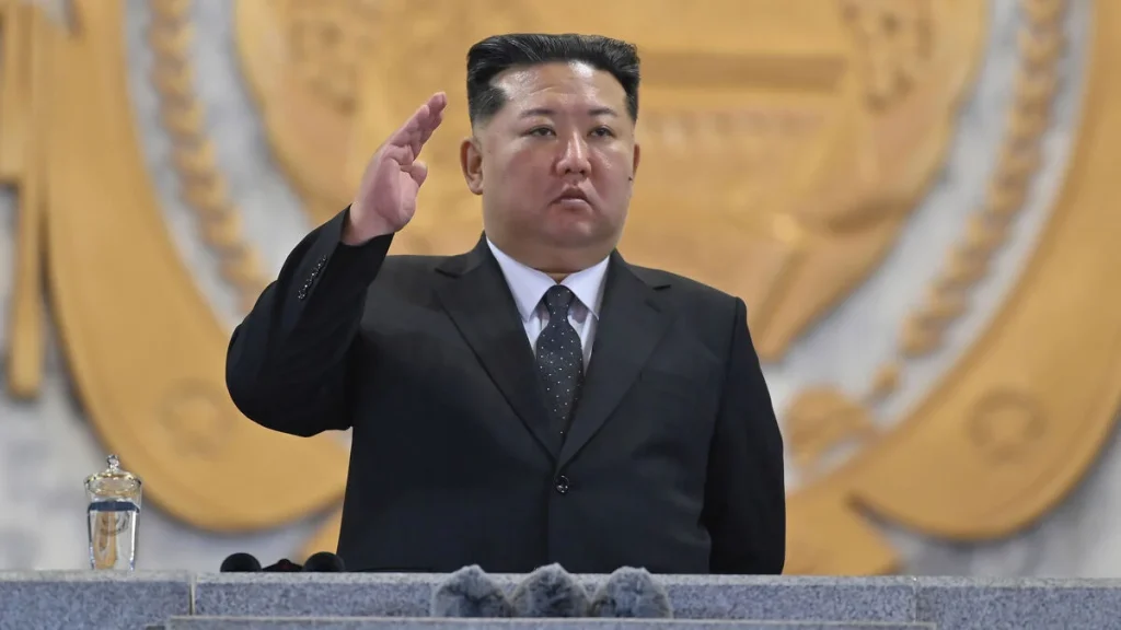Här är titeln översatt till svenska:
Nordkorea avskedar försvarsminister No Kwang-chol i militär maktrockad