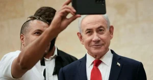 Nathan Shachar: Netanyahu bestämmer nästan allt