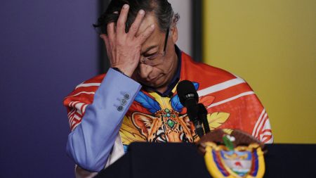 Petro påstår valfusk i Colombias presidentval