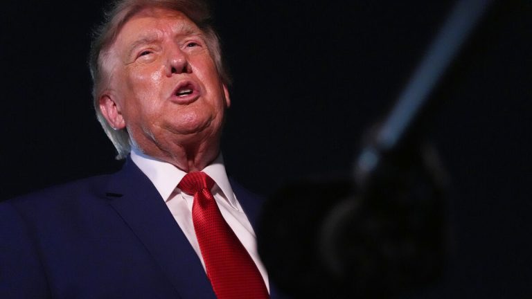 Trump inför tullar på upp till 100 procent på importerade drönare och delar.
