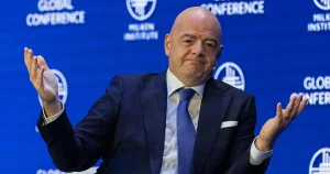 Uppgifter: Infantino hade affär på Uefa – kvinnan lämnade med pengar