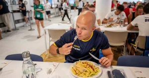 ”Såg ut som en kalsongmodell i stället för elitidrottare”
