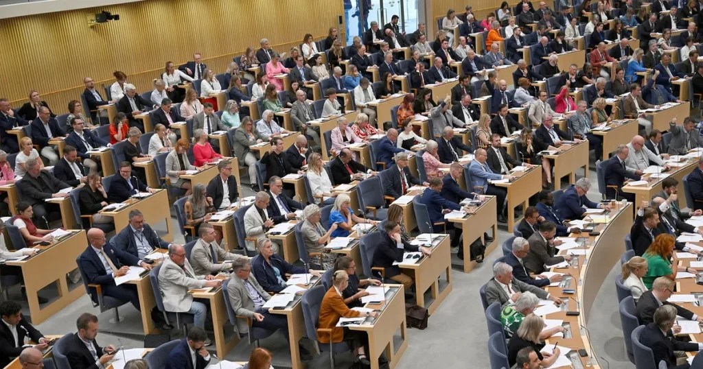 Tidö fick igenom straffrabatterna – S lovar omtag vid valvinst