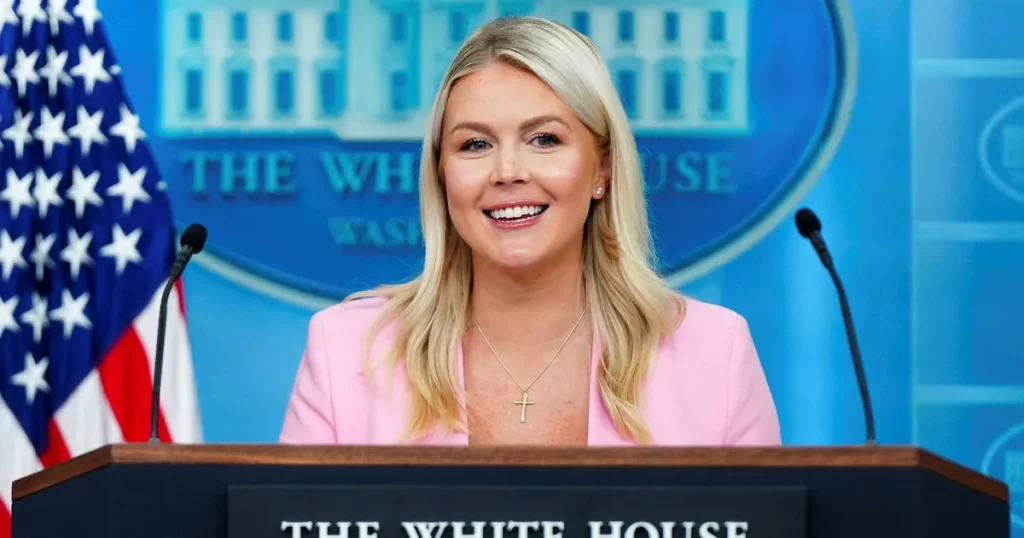 Presschef Karoline Leavitt lämnar Vita huset