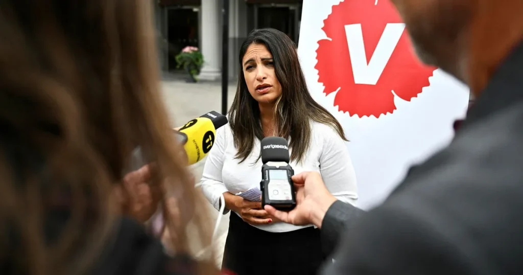 Dadgostar väjer inte för nyval om S nobbar V i regering