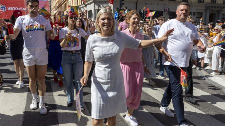 Magdalena Andersson presenterar tre prioriteringar för hur hon skulle styra Sverige