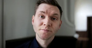 ”Politik handlar om hot, att sätta den jävla revolvern mot tinningen på dem”