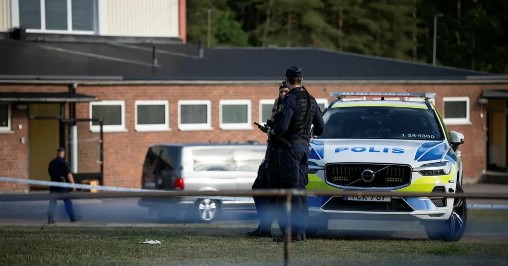 Konto publicerade bild på svärd från skolans toalett – före attacken