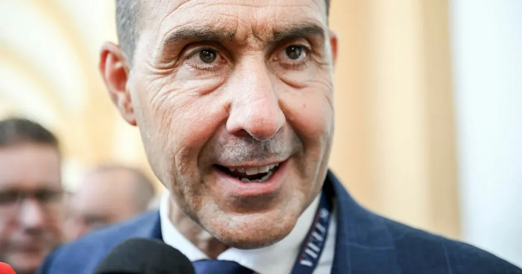 Han vill stärka banden till Putin – och får ökande stöd i Italien