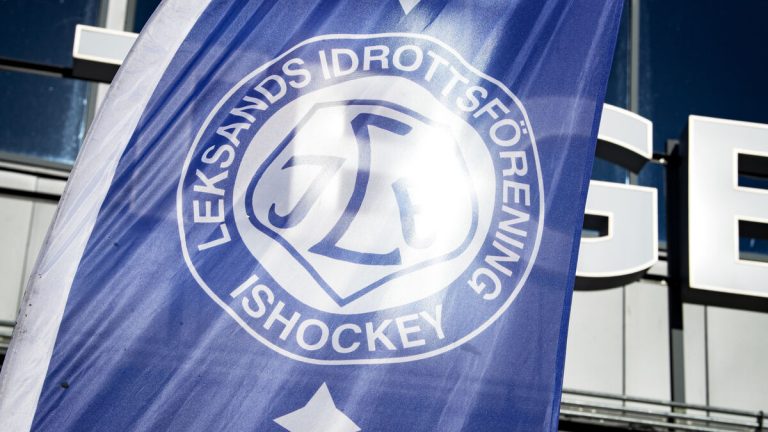 Leksand–Södertälje-premiären avbröts efter pyroteknik utlöste brandlarm