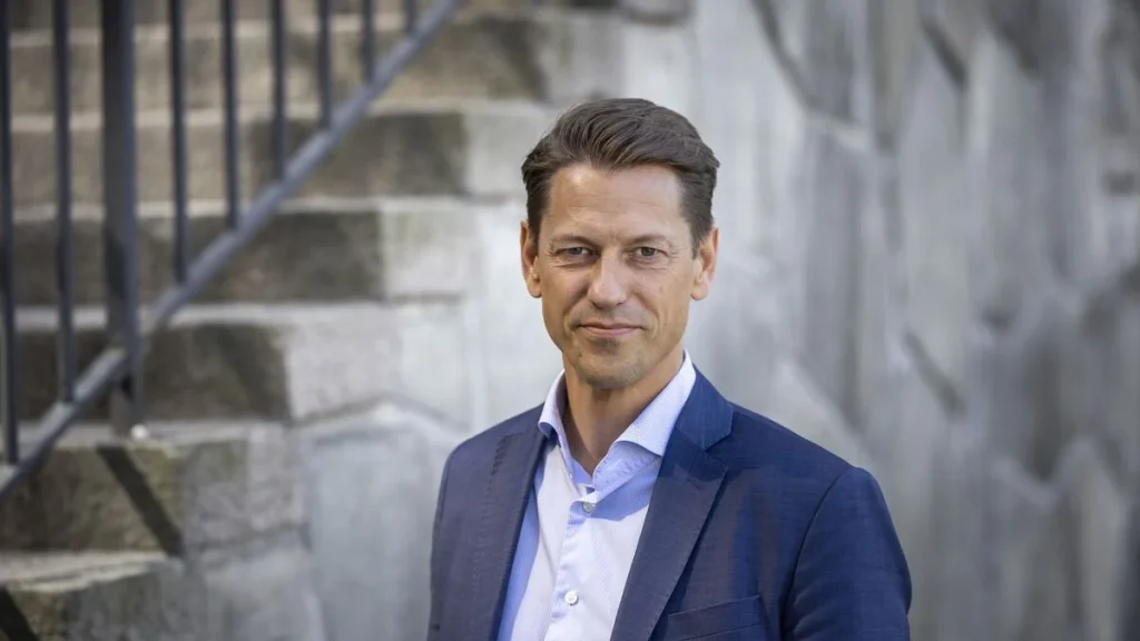 Stor vänstersväng i skolvalen – Moderaterna förblir största parti