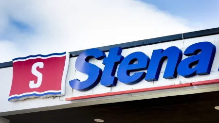 Stena Line-färja evakuerad efter läckage av farligt gods – fyra i besättningen till sjukhus