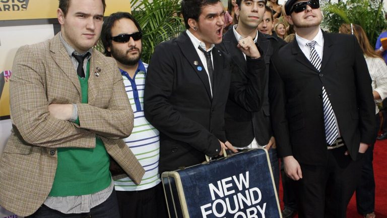New Found Glory-medgrundaren Chad Gilbert avlider vid 45 års ålder efter en kamp mot cancer