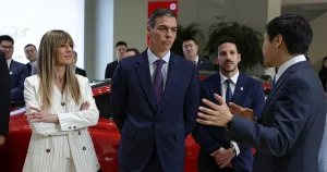Spanska premiärministerns hustru inför rätta